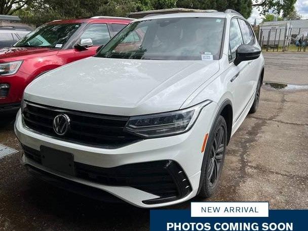 VOLKSWAGEN TIGUAN 4MOTION 2022 3VV8B7AX1NM070548 image